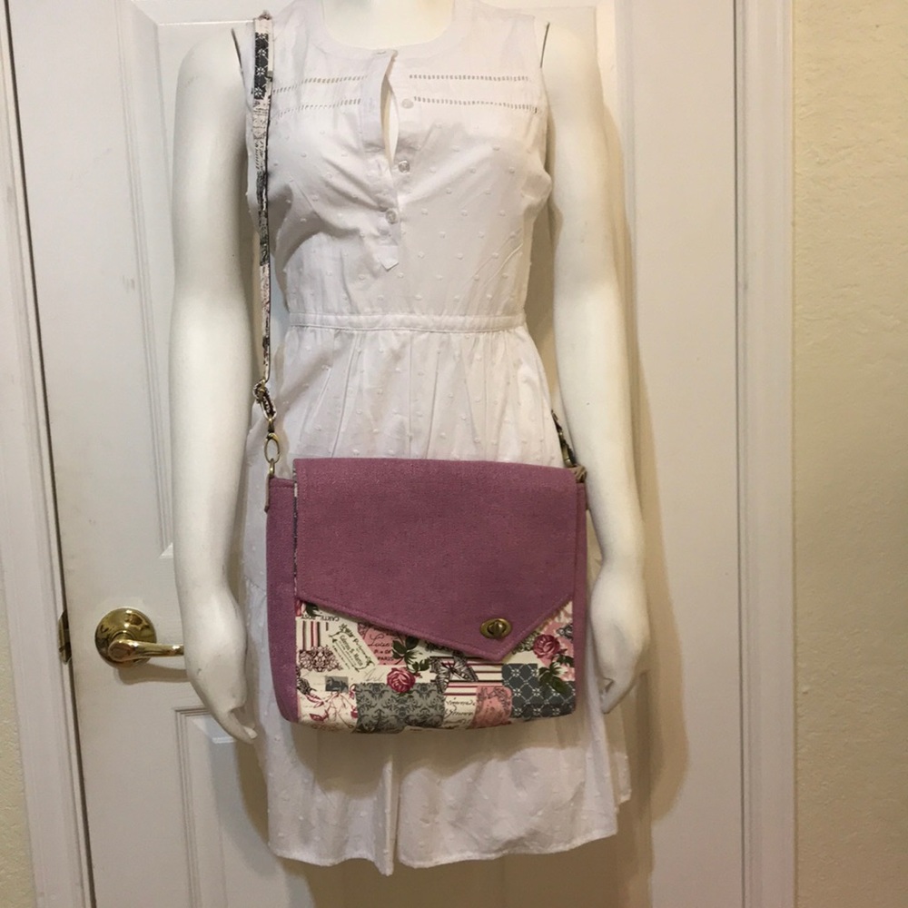 Handbag - Picture 3 of 8